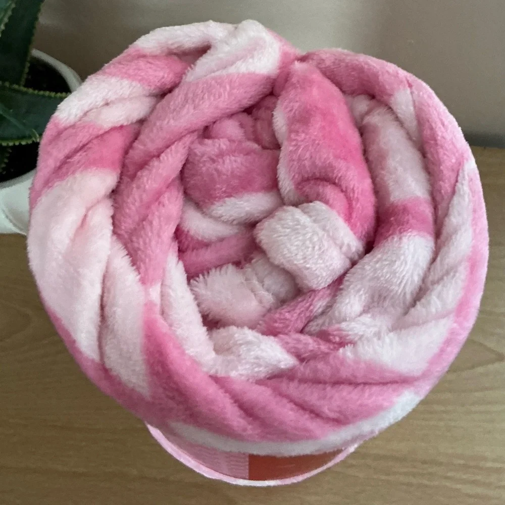 Be Mine Valentine’s Day Heart Plush Blanket / Throw